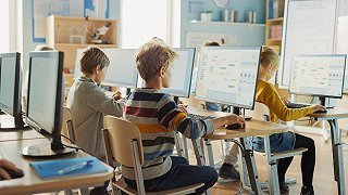 教育信息化2.0時(shí)代 基礎(chǔ)設(shè)施成熟與硬件同質(zhì)化挑戰(zhàn)下的深度咨詢服務(wù)價(jià)值